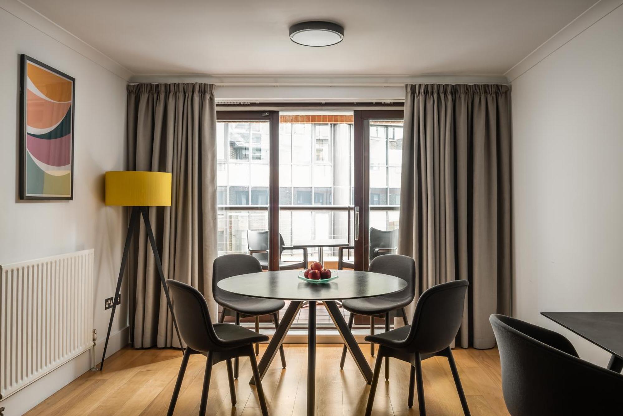 Monarch House - Serviced Apartments - Kensington London Kültér fotó